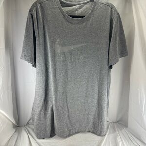 Nike Men's Gray T-Shirt